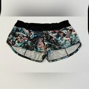 NWOT- Lululemon Speed Up Short- Size 8